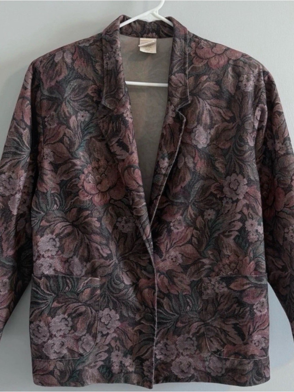 Floral Textured Open-Front Jacket in Mauve and Charcoal